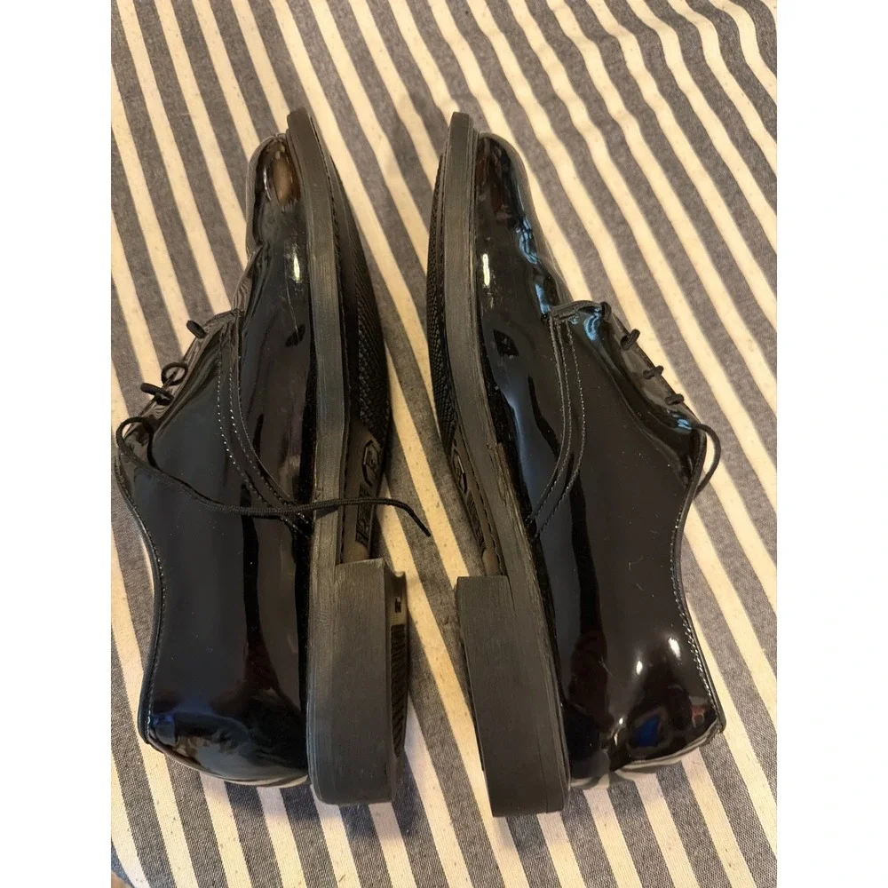 Vibram ****fits women***
